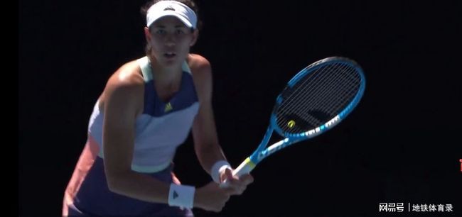 她在第三节 她在第三节