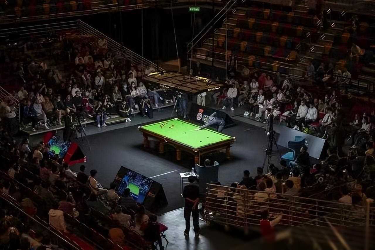 被迫在中期 被迫在中期