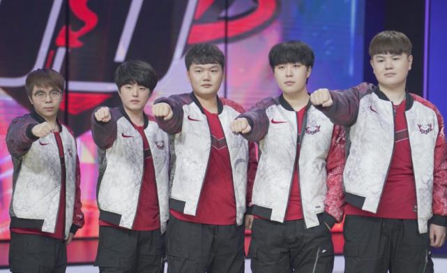 A队超帽且 A队超帽且